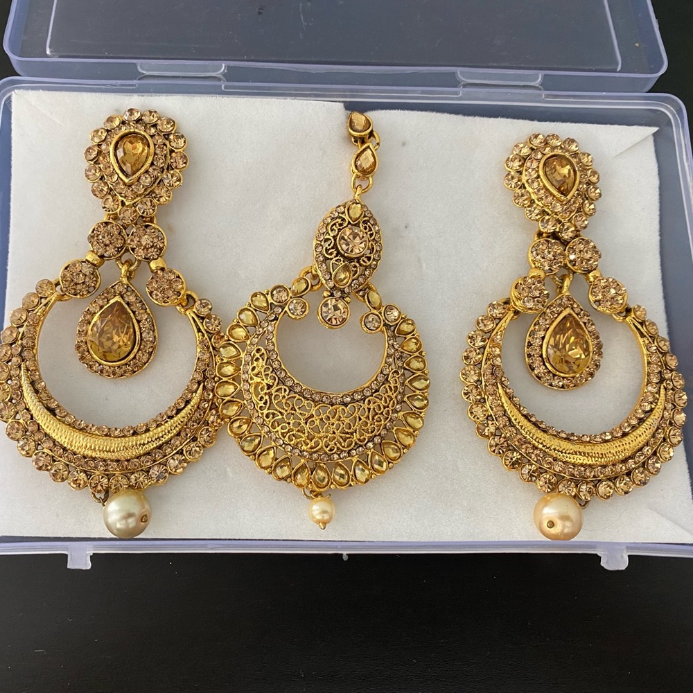 Earrings and Tikka